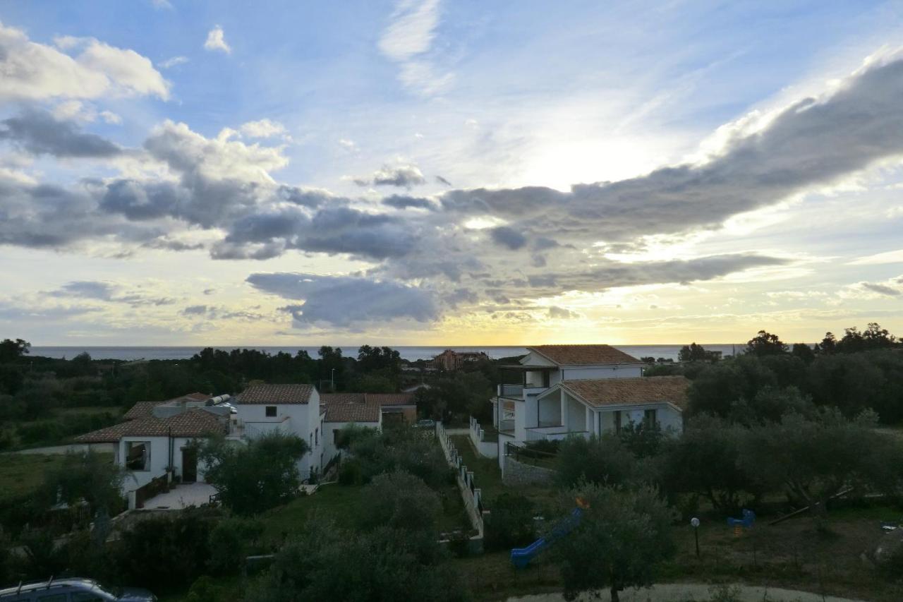 Bilocale Vista Mare 11A Lägenhet Bari Sardo Exteriör bild